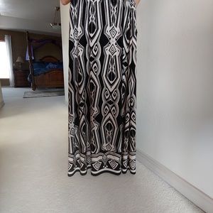 Black and cream long maxi skirt